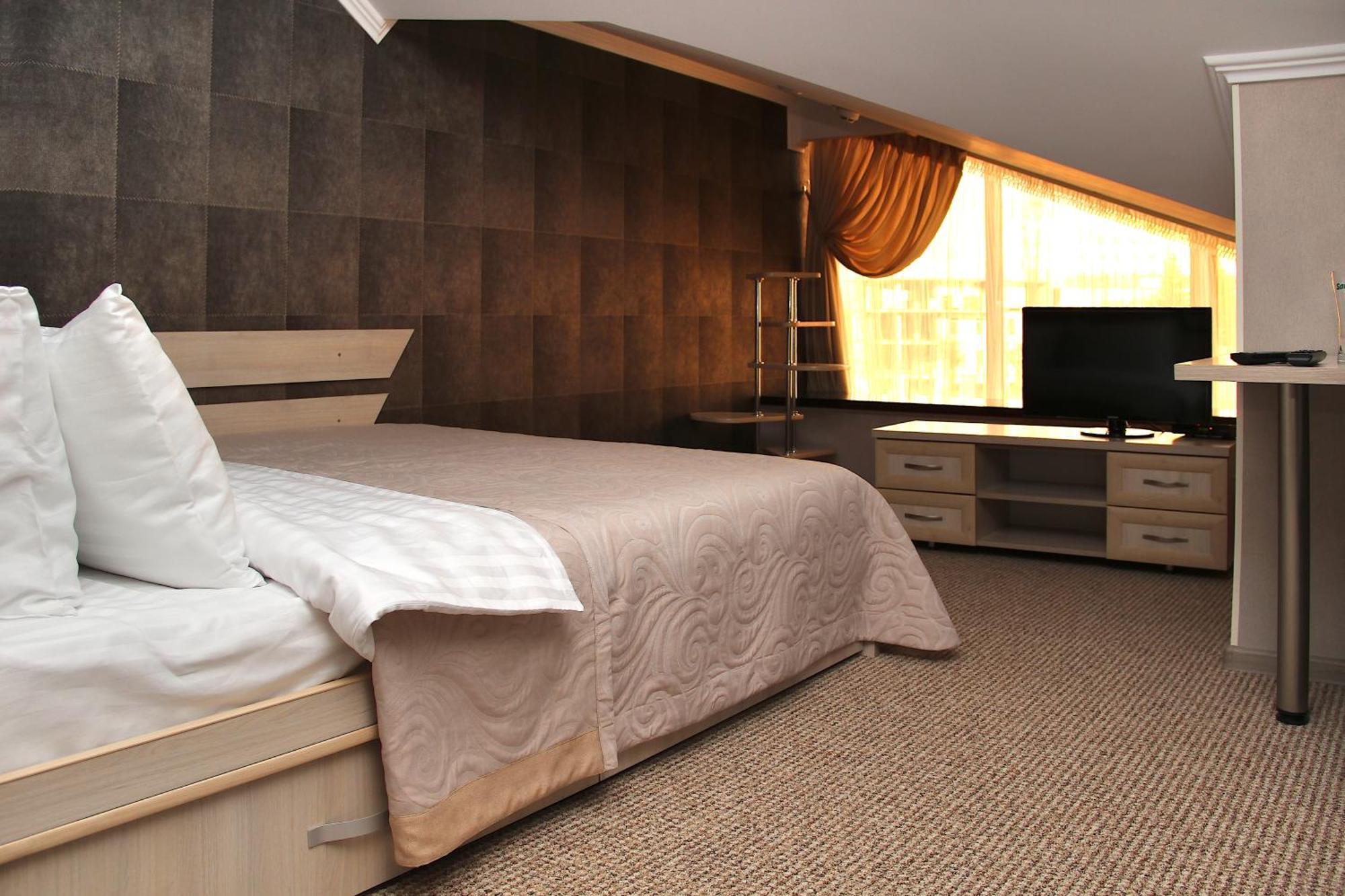 Harvest Hotel Vinnytsia Exterior foto