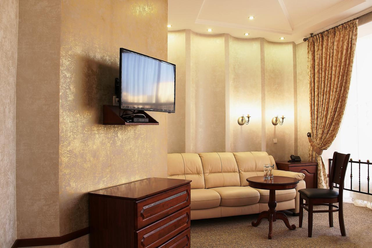 Harvest Hotel Vinnytsia Exterior foto