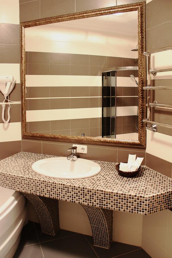 Harvest Hotel Vinnytsia Exterior foto