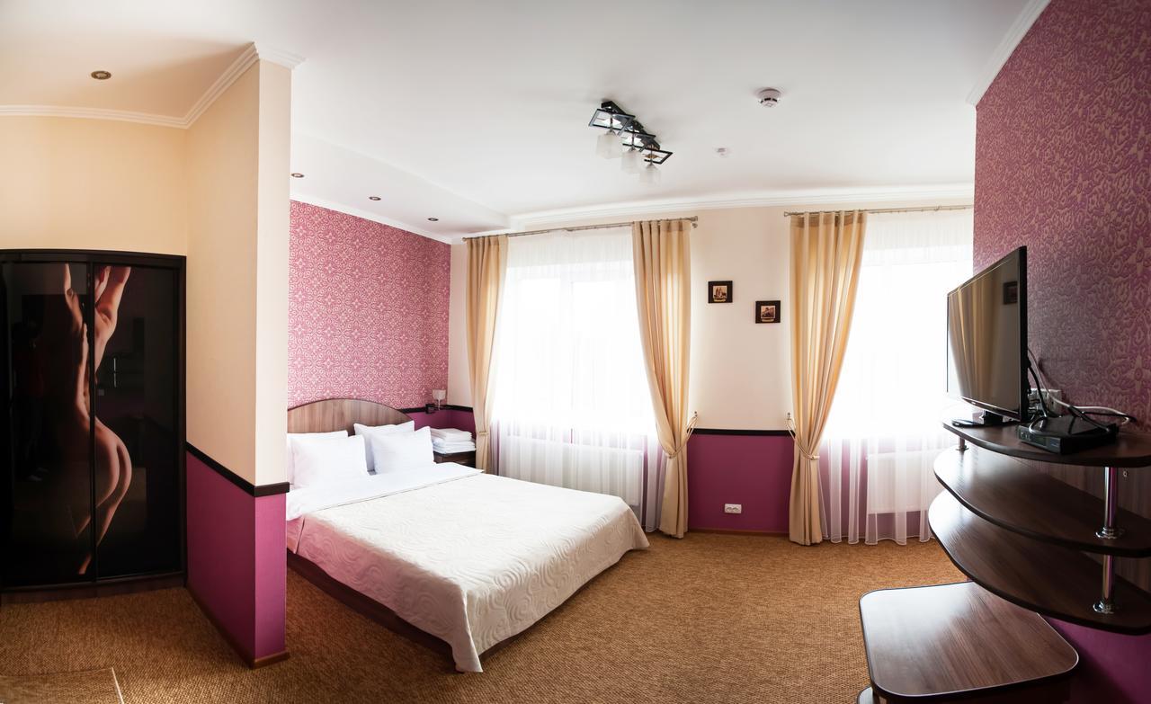 Harvest Hotel Vinnytsia Exterior foto