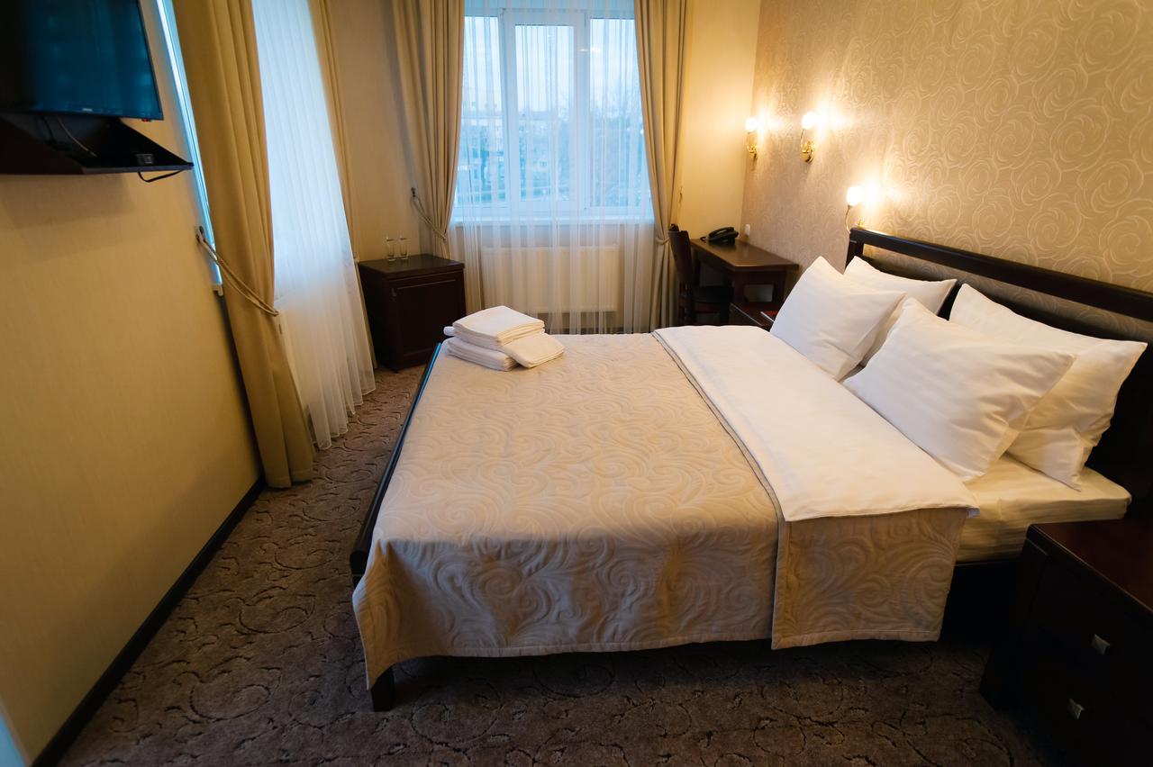 Harvest Hotel Vinnytsia Exterior foto